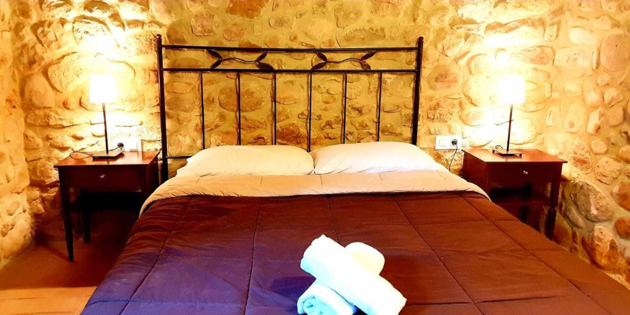 Casa rural en Girona 8 habitaciones hasta 30 personas piscina privada Cabanelles Exterior foto
