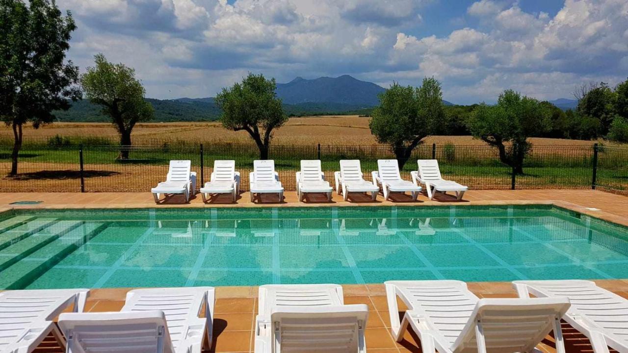 Casa rural en Girona 8 habitaciones hasta 30 personas piscina privada Cabanelles Exterior foto